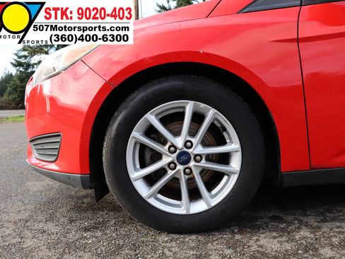 Used 2016 Ford Focus SE image 23