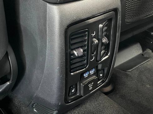 Used 2022 Dodge Durango GT AWD/4WD image 19