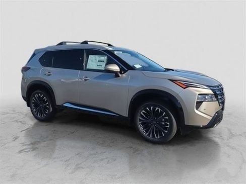 New 2026 Nissan Rogue Platinum w/ Platinum Premium Package image 8