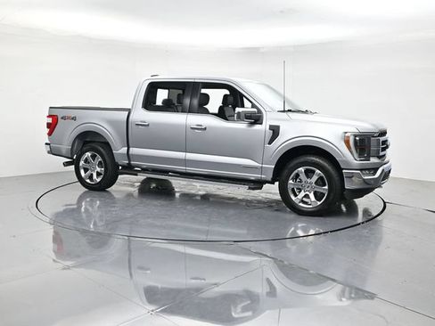 Certified 2022 Ford F150 Lariat w/ Equipment Group 502A High AWD/4WD image 3