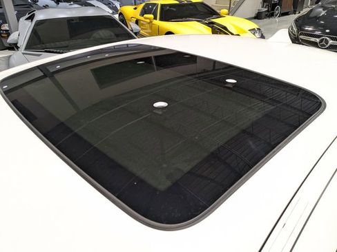 Used 2013 BMW 550i xDrive Sedan image 15