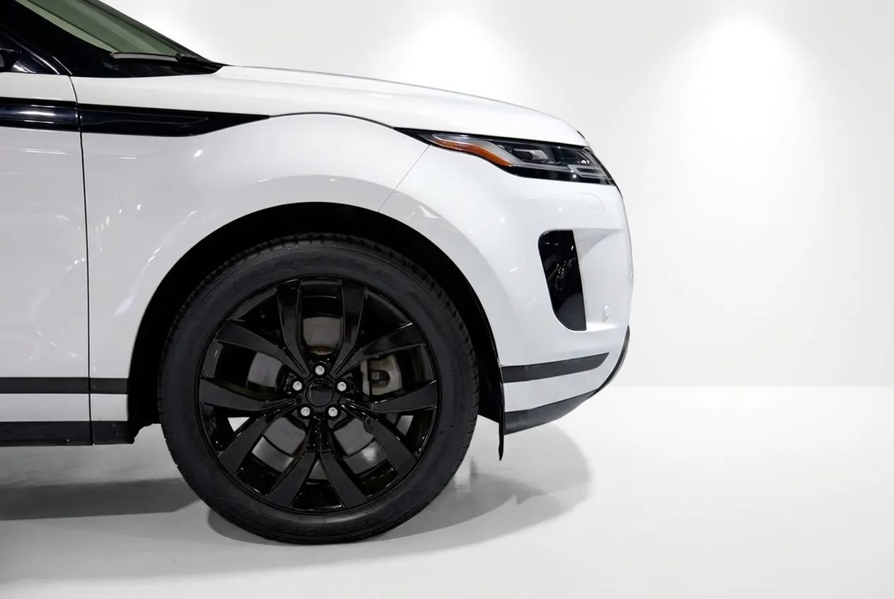 Used 2022 Land Rover Range Rover Evoque SE AWD/4WD image 6