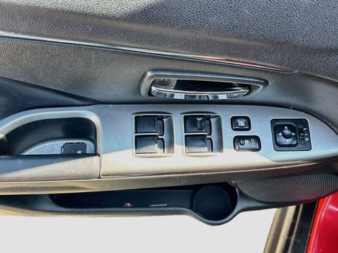 Used 2018 Mitsubishi Outlander Sport SE AWD/4WD image 16