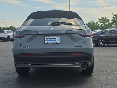 Used 2024 Honda HR-V Sport image 6