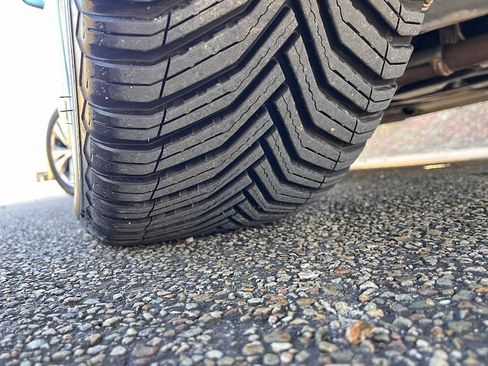 Used 2021 Subaru Ascent Limited w/ Technology Package image 49