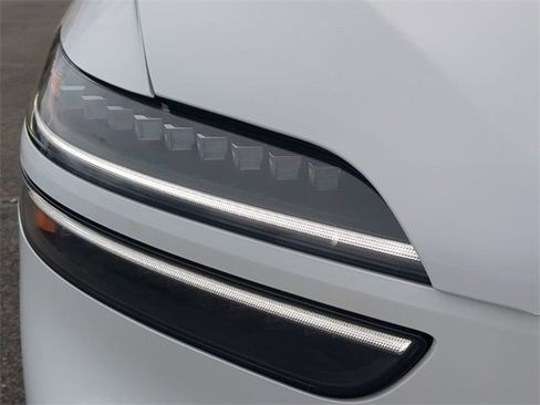 New 2026 Genesis GV70 3.5T Sport Advanced image 9