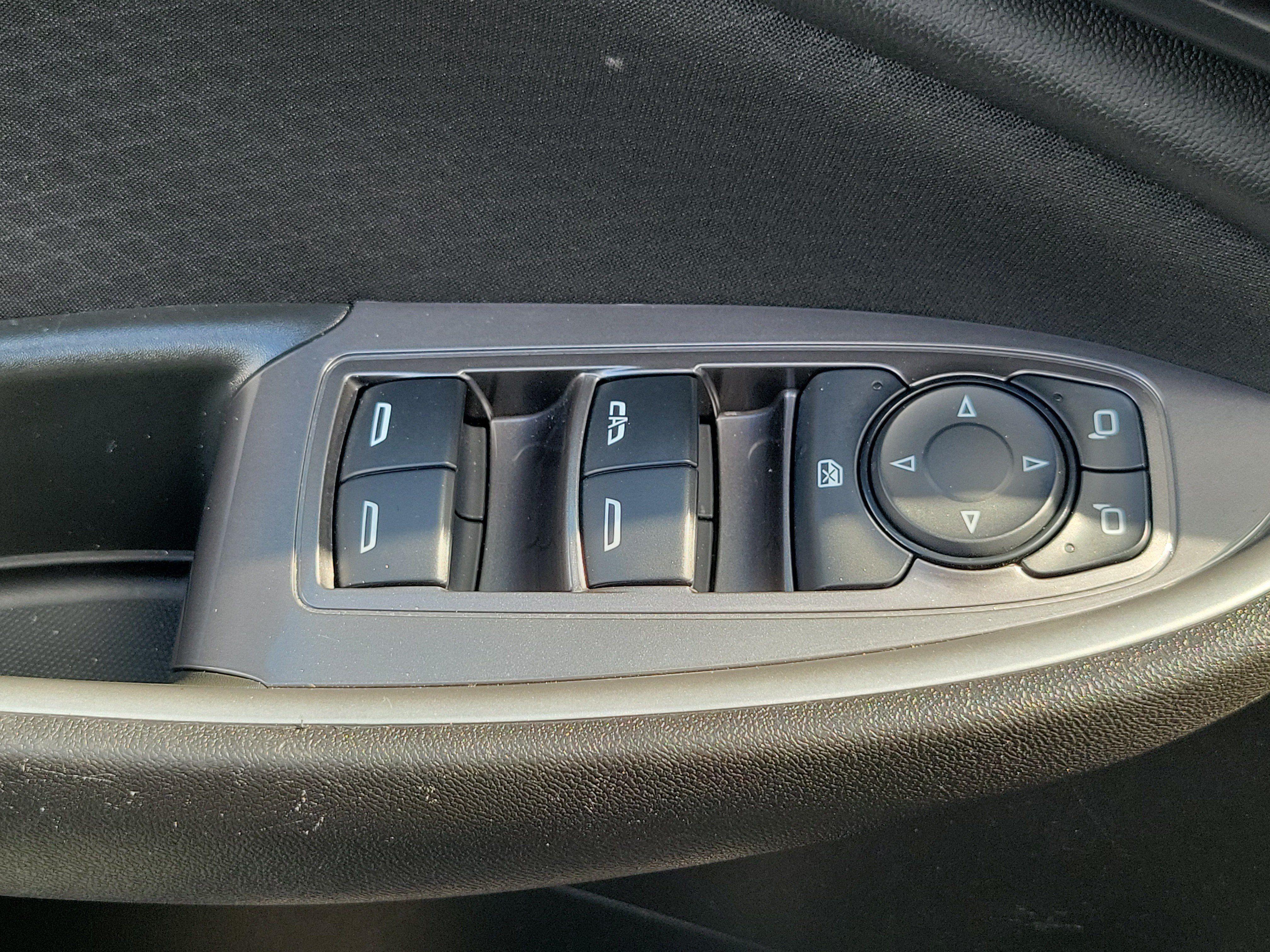 Used 2025 Chevrolet Malibu LT FWD image 26