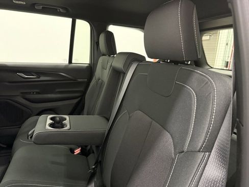 New 2026 Jeep Grand Cherokee Laredo image 17