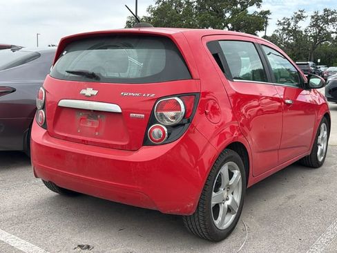 Used 2015 Chevrolet Sonic LTZ FWD image 4