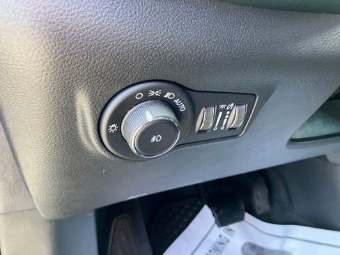 New 2026 Jeep Compass Latitude AWD/4WD image 14