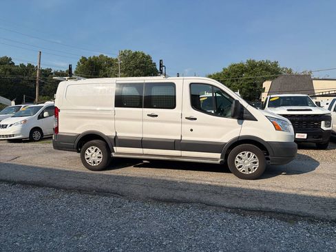 Used 2018 Ford Transit 250 130 Low Roof w/ Exterior Upgrade Package RWD image 26
