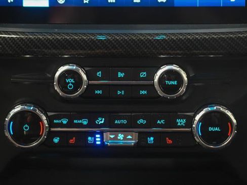 Used 2022 Ford F150 Lariat w/ Equipment Group 502A High AWD/4WD image 37