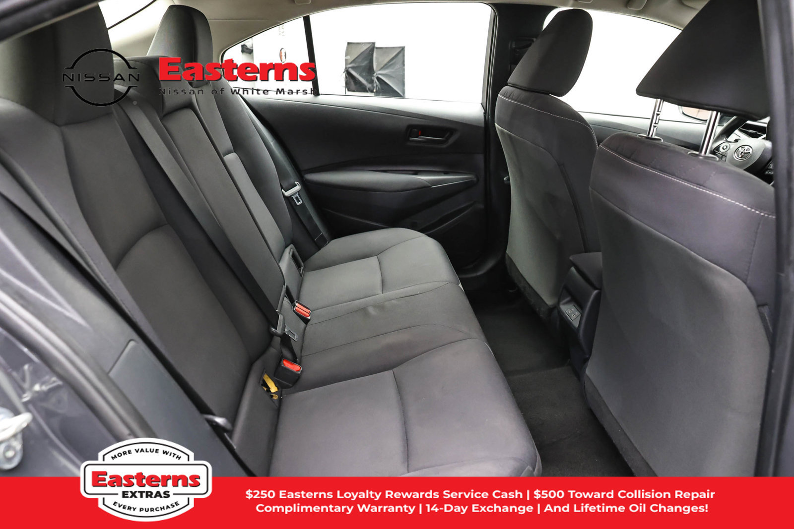 Used 2023 Toyota Corolla LE w/ Carpet Mat Package (TMS) FWD image 23
