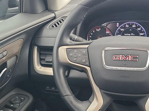 Certified 2023 GMC Terrain Denali w/ Black Diamond Edition AWD/4WD image 19