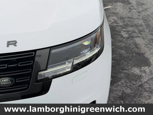 Used 2022 Land Rover Range Rover SE image 13