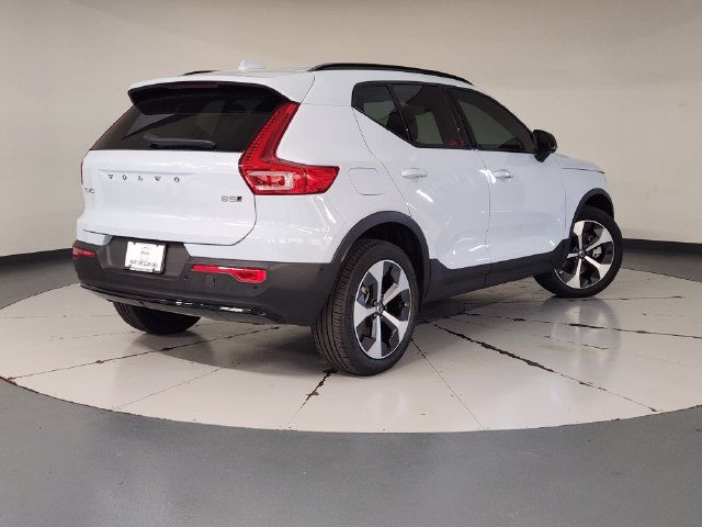Certified 2026 Volvo XC40 B5 Plus w/ Protection Package Premier AWD/4WD image 2