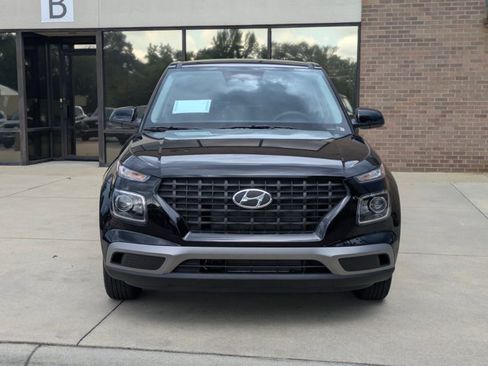 New 2026 Hyundai Venue SE FWD image 6