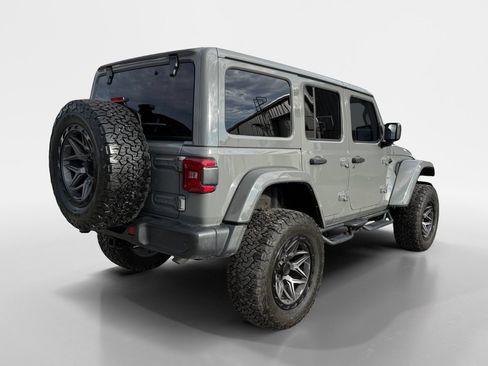 Used 2021 Jeep Wrangler Unlimited Sahara w/ Cold Weather Group AWD/4WD image 7