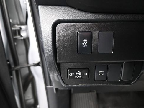 Used 2022 Toyota Tacoma SR image 20