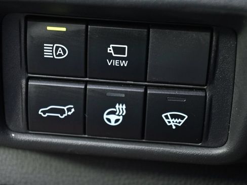 Used 2021 Toyota Highlander Platinum AWD/4WD image 26