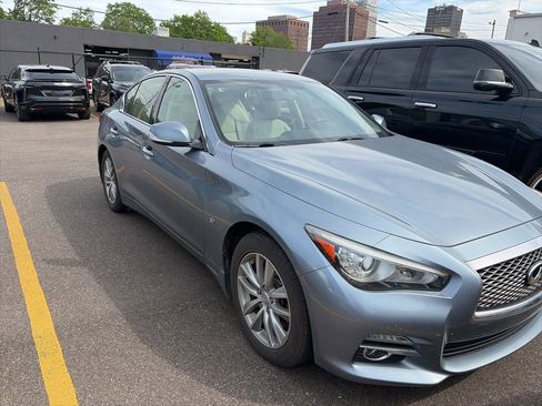 Used 2015 INFINITI Q50 Premium w/ Navigation Package AWD/4WD image 5