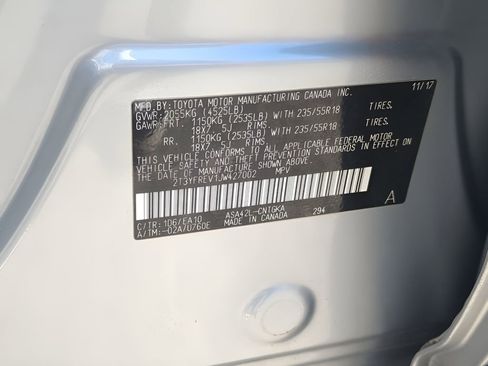 Used 2018 Toyota RAV4 Limited image 39