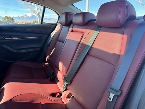 Used 2024 MAZDA MAZDA3 s image 8