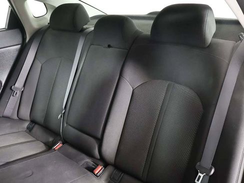 Used 2017 Kia Optima LX image 29