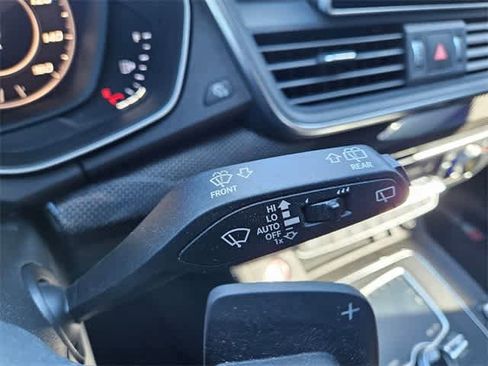 Used 2020 Audi SQ5 Prestige image 28