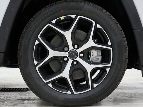 New 2026 Jeep Compass Limited w/ Sun, Sound & Navigation Group image 10