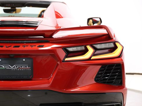 Used 2023 Chevrolet Corvette Stingray Premium Conv w/ Z51 Performance Package RWD image 61