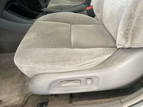 Used 2002 Toyota Camry LE image 12