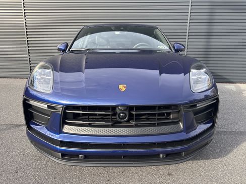 Used 2026 Porsche Macan AWD/4WD image 8