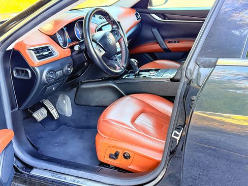 Used 2017 Maserati Ghibli image 12