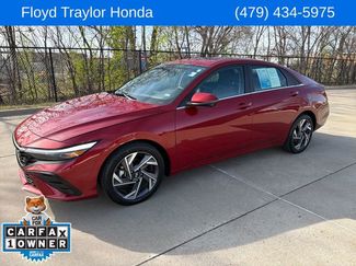Used 2024 Hyundai Elantra Limited video 1