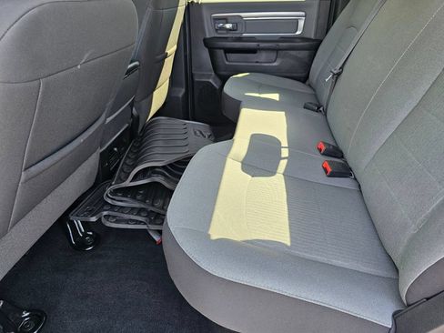 Used 2023 RAM 1500 Classic SLT w/ Electronics Group AWD/4WD image 18