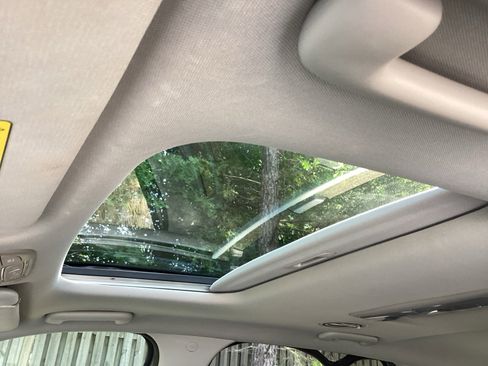 Used 2022 Kia Telluride S image 7