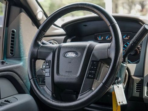 Used 2013 Ford F150 XLT w/ Luxury Equipment Group image 40