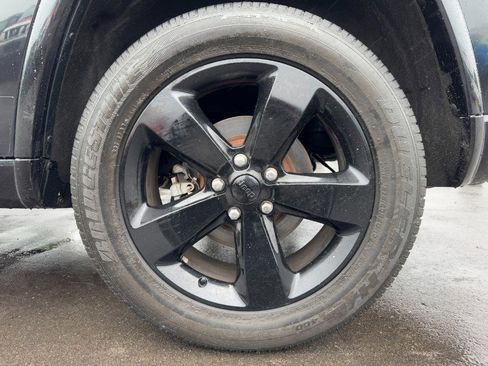 Used 2014 Jeep Grand Cherokee Altitude image 13