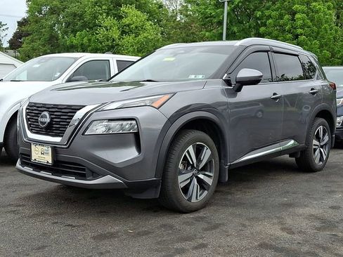 Used 2023 Nissan Rogue SL AWD/4WD image 3