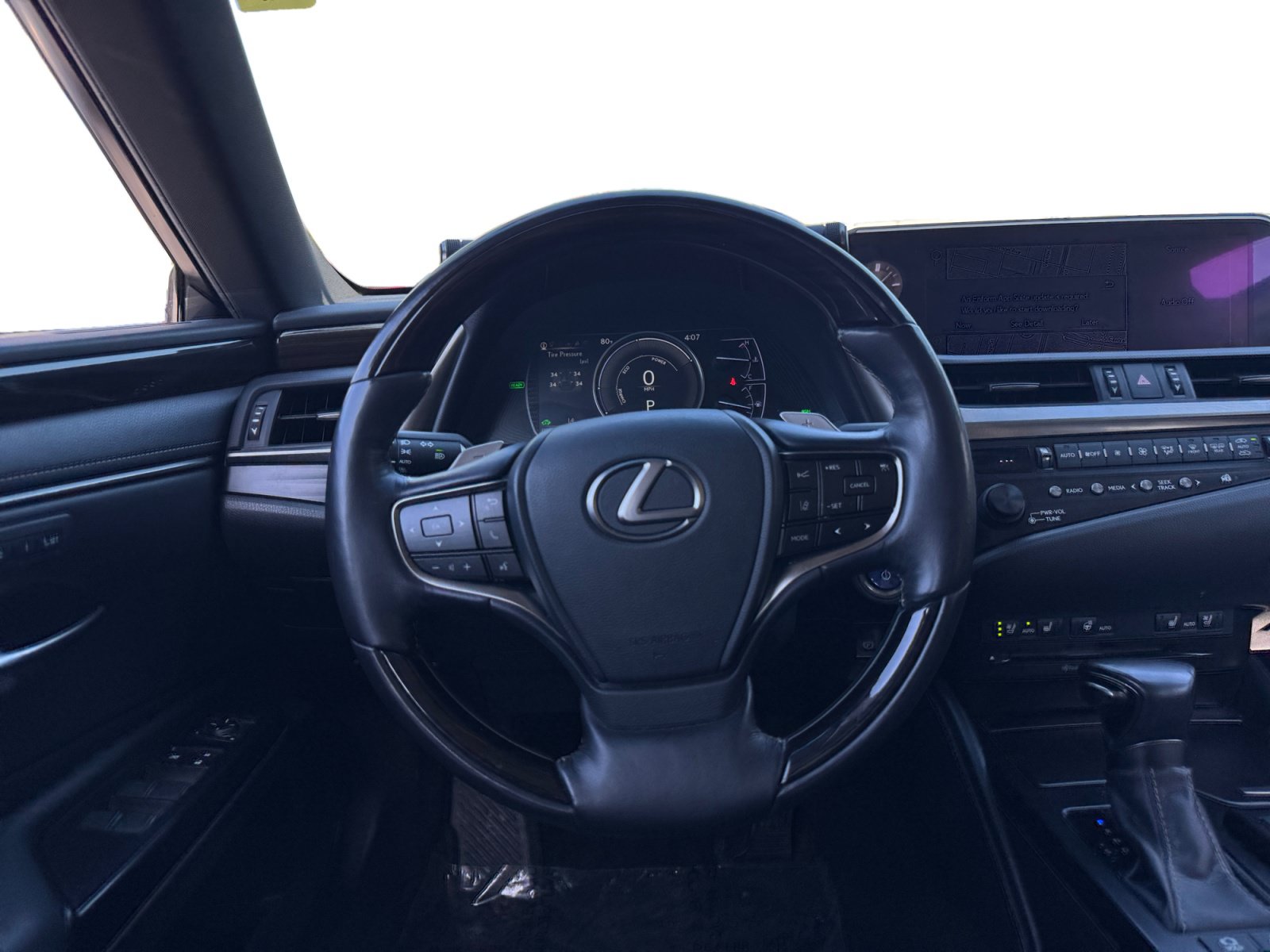 Used 2019 Lexus ES 300h w/ Premium Package FWD image 12