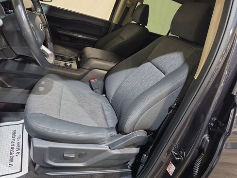 Used 2022 Ford Expedition Max XLT AWD/4WD image 13