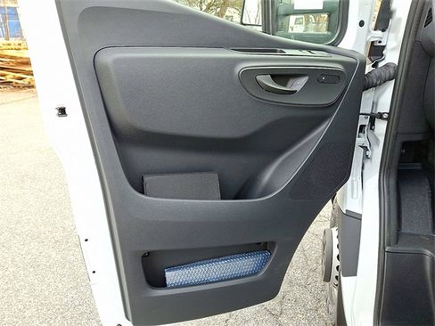 New 2025 Mercedes-Benz Sprinter 4500 image 10