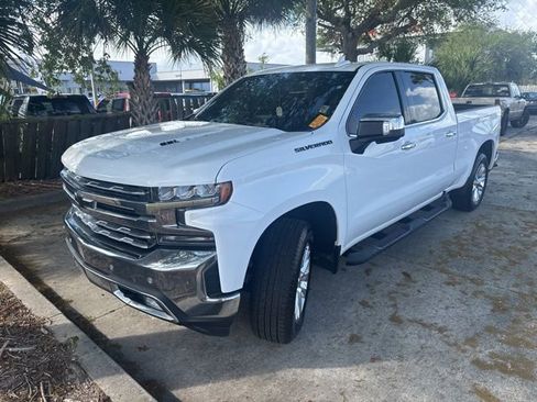 Used 2021 Chevrolet Silverado 1500 LTZ w/ LTZ Convenience Package II image 3
