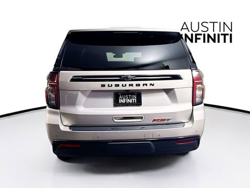 Used 2023 Chevrolet Suburban RST w/ Luxury Package image 6