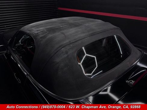 Used 2006 MAZDA MX-5 Miata Grand Touring RWD image 22