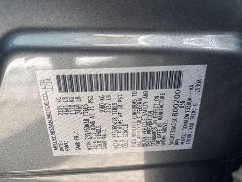 Used 2025 Nissan Rogue SV FWD image 31