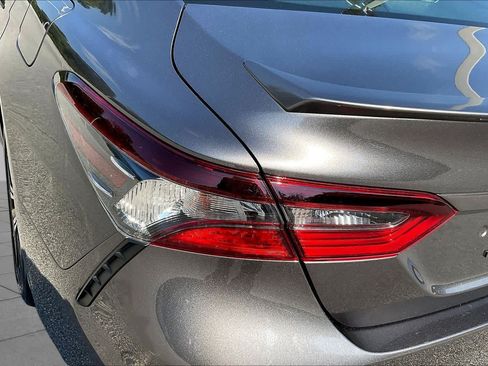 Used 2023 Toyota Camry SE FWD image 28