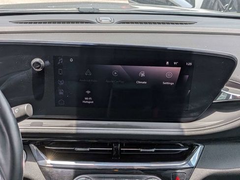 Used 2025 Buick Envista Sport Touring w/ Experience Buick Package FWD image 18