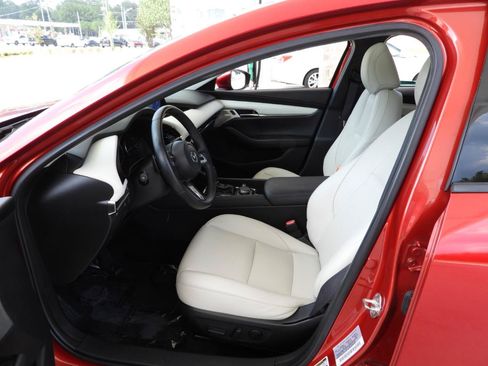 Used 2021 MAZDA MAZDA3 s FWD image 40